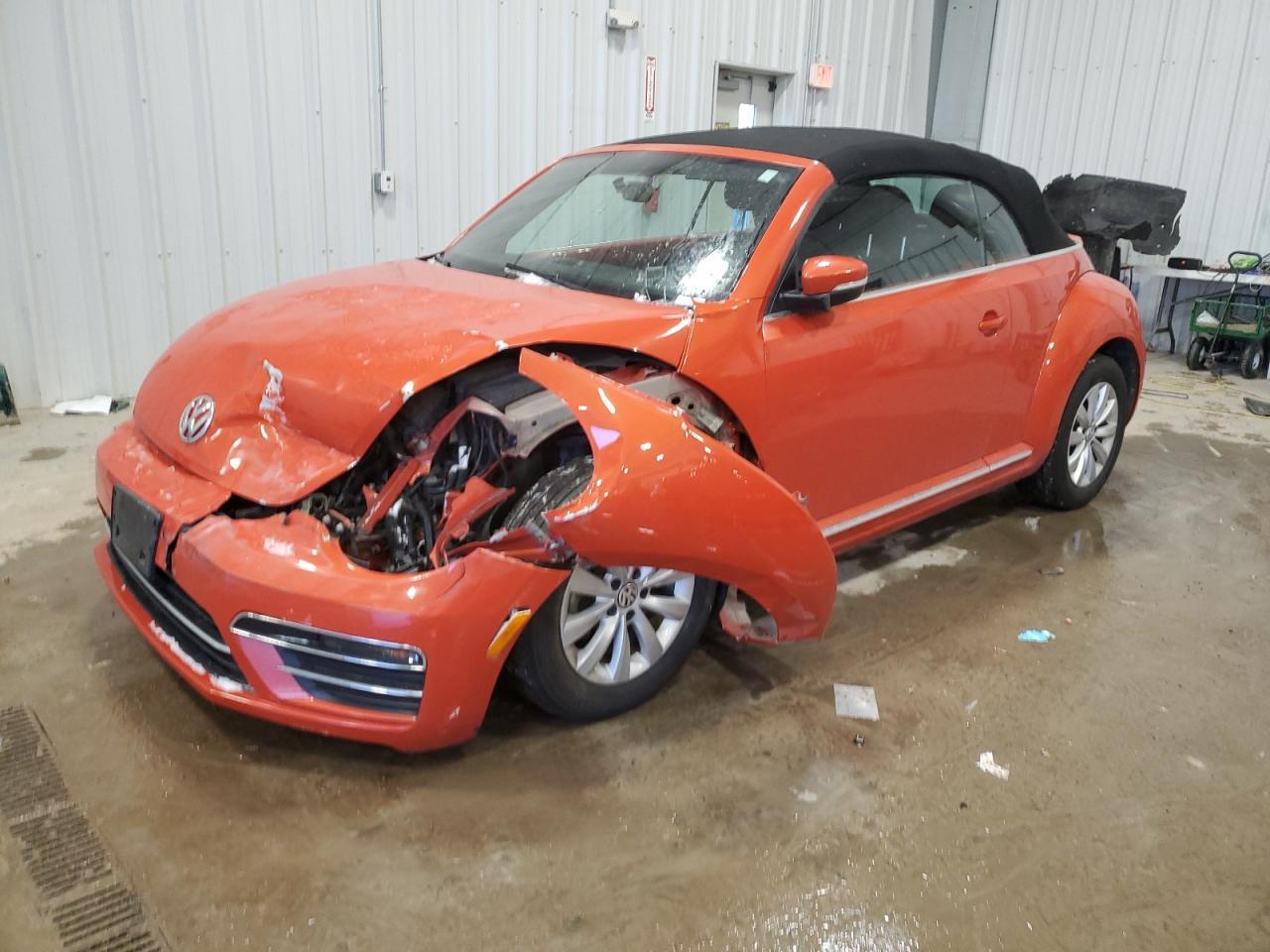2019 VOLKSWAGEN BEETLE S