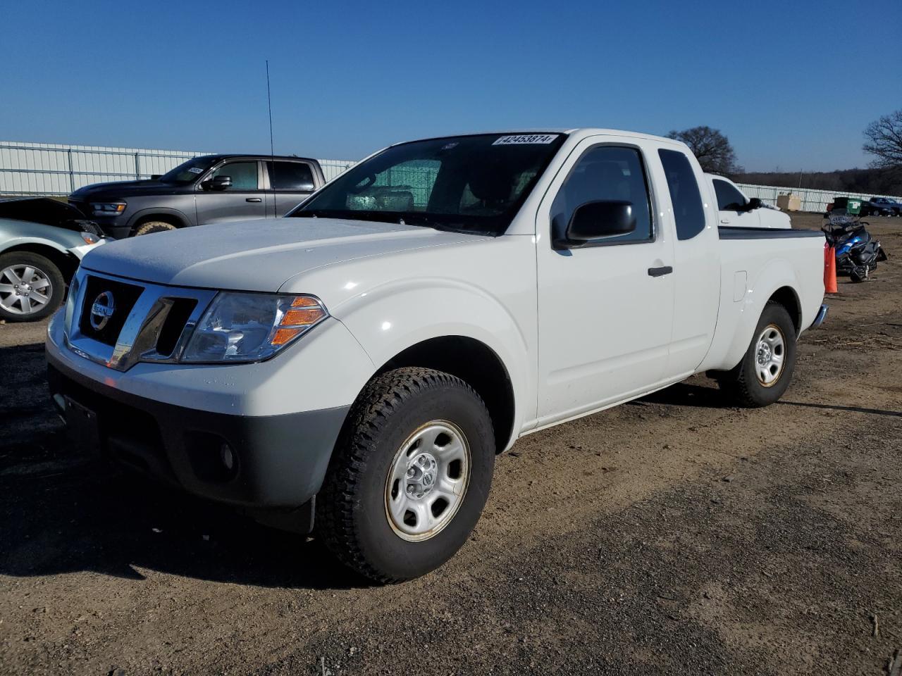 2016 NISSAN FRONTIER S