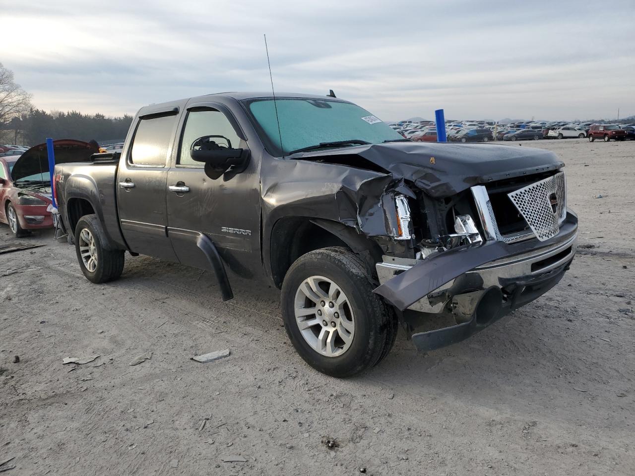2011 GMC SIERRA K15 - Фото 4