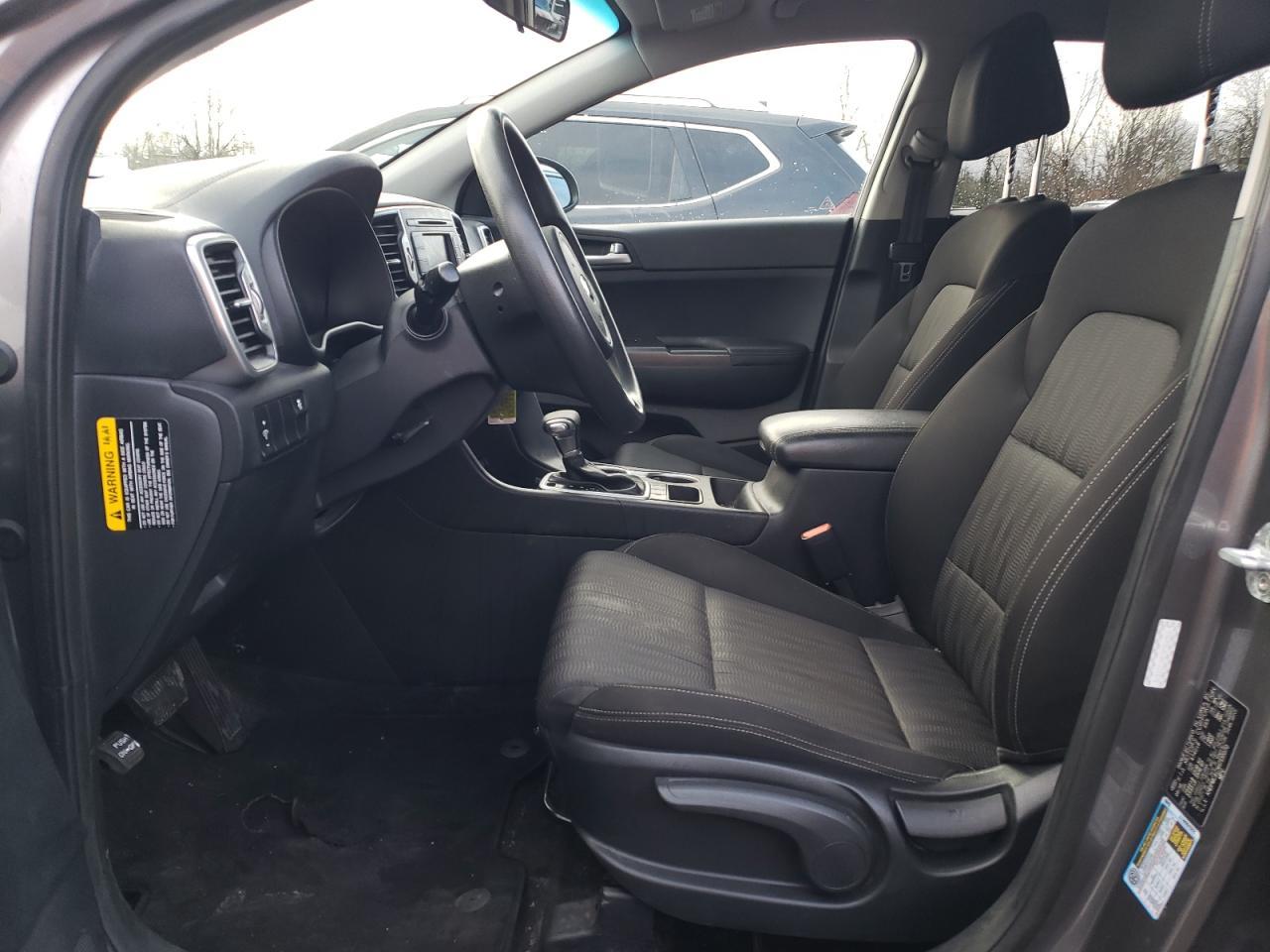 2017 KIA SPORTAGE L - Image 7