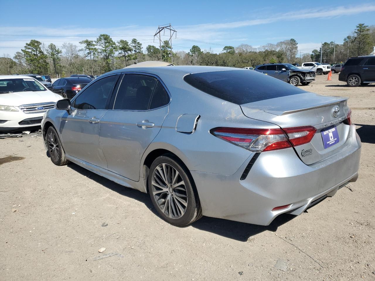2018 TOYOTA CAMRY L - Image 2