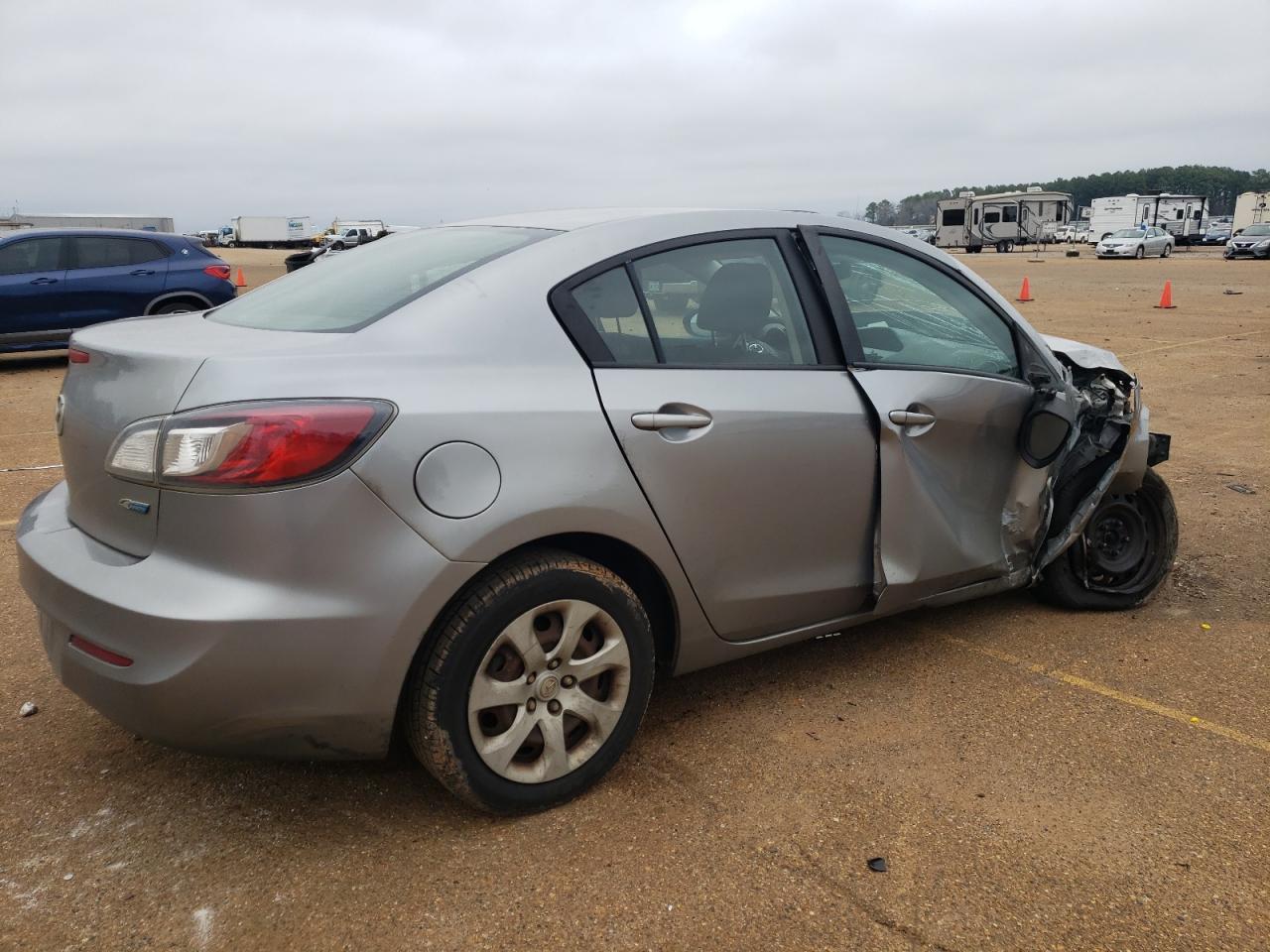 2013 MAZDA 3 I - Фото 3