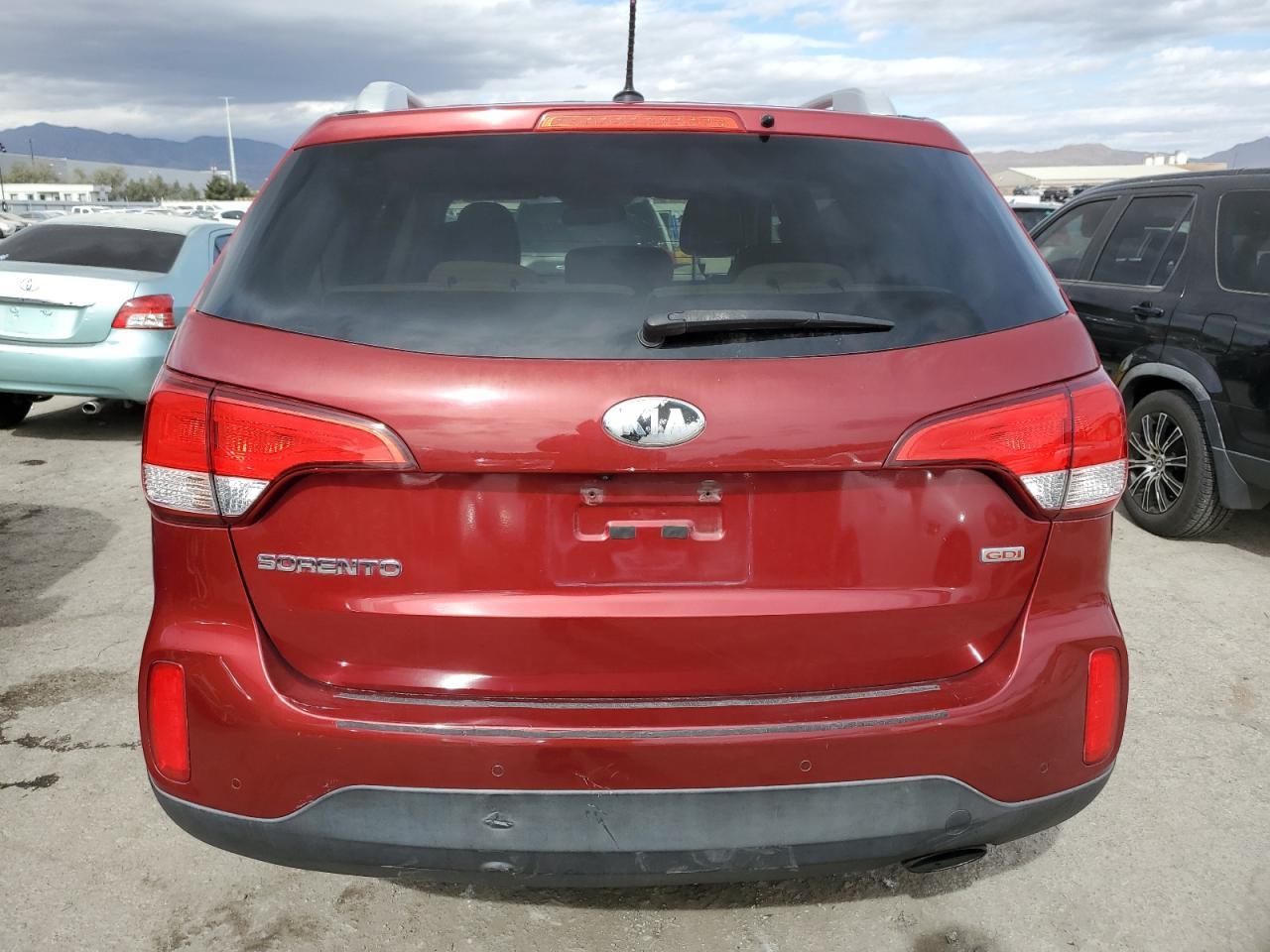 2014 KIA SORENTO LX - Фото 6