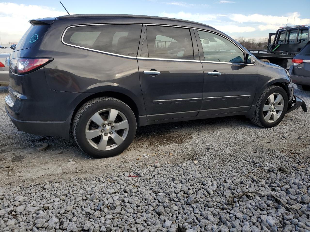 2015 CHEVROLET TRAVERSE L - Image 3