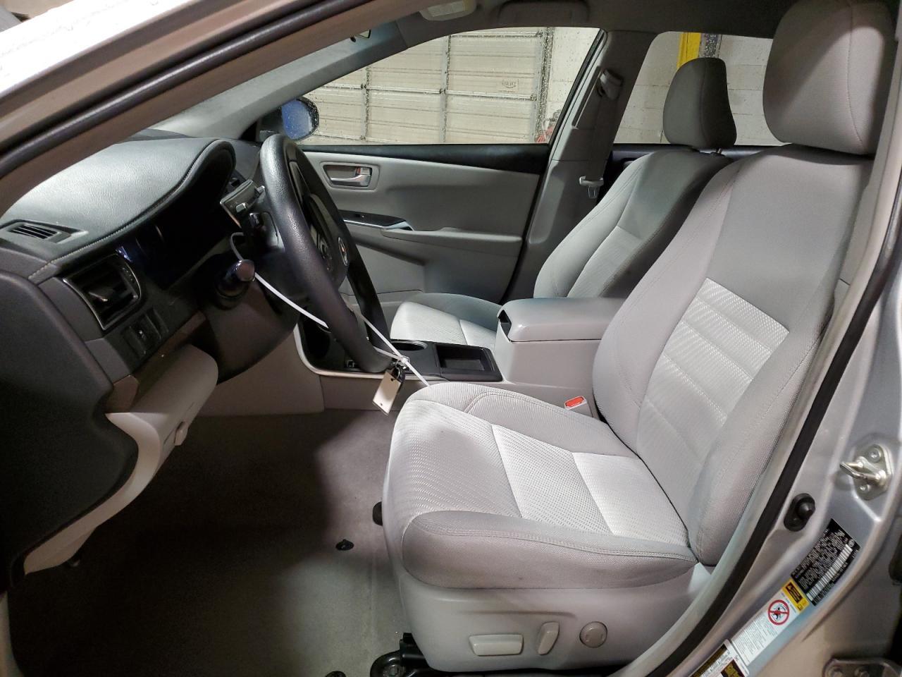 2016 TOYOTA CAMRY LE - Фото 7