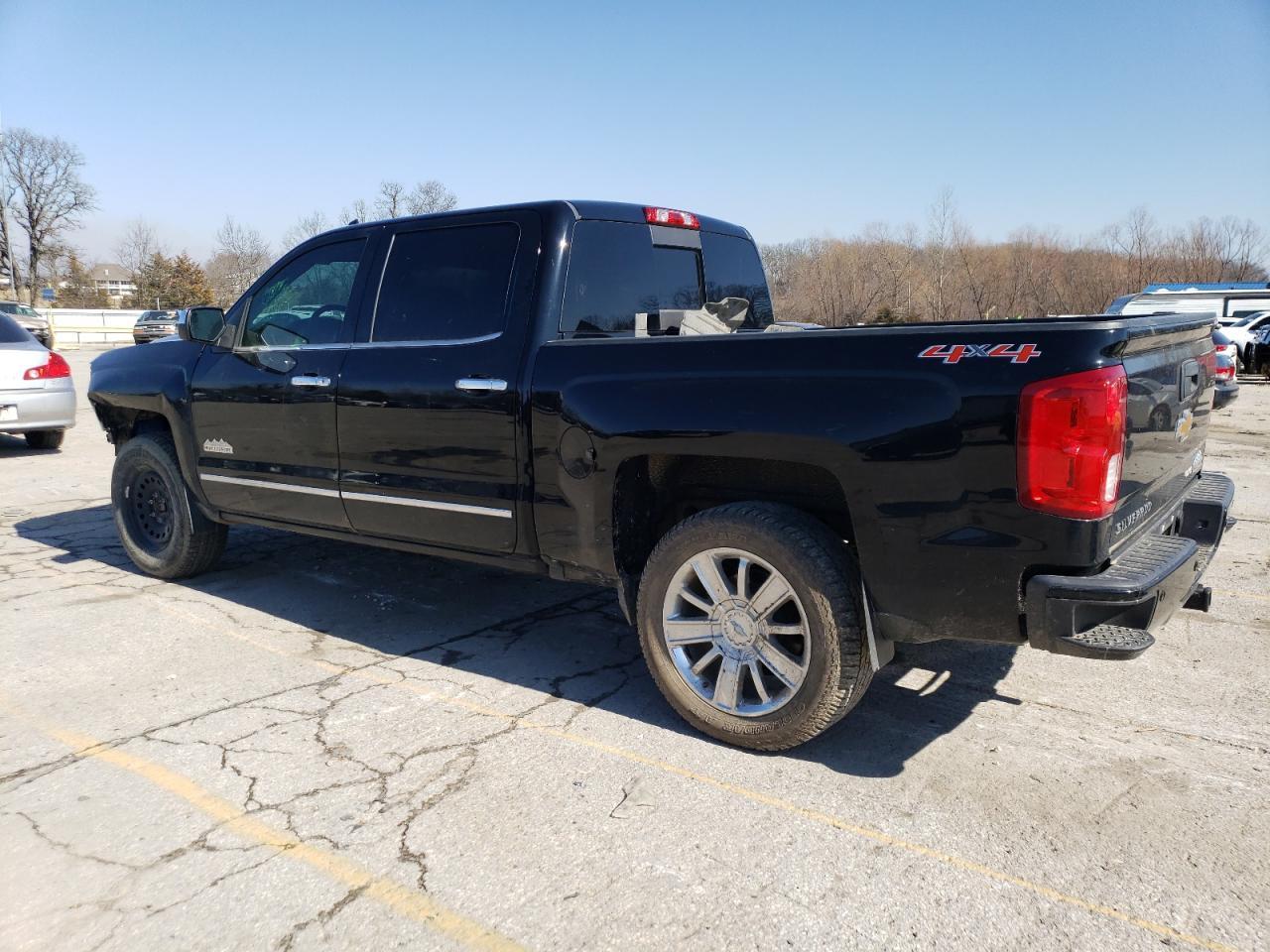 2017 CHEVROLET SILVERADO - Image 2