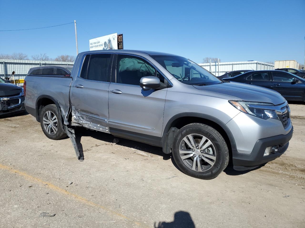 2018 HONDA RIDGELINE - Image 4