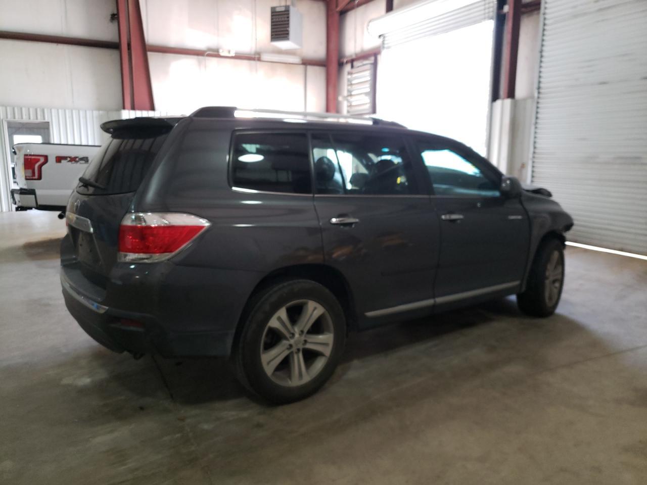 2012 TOYOTA HIGHLANDER - Фото 3