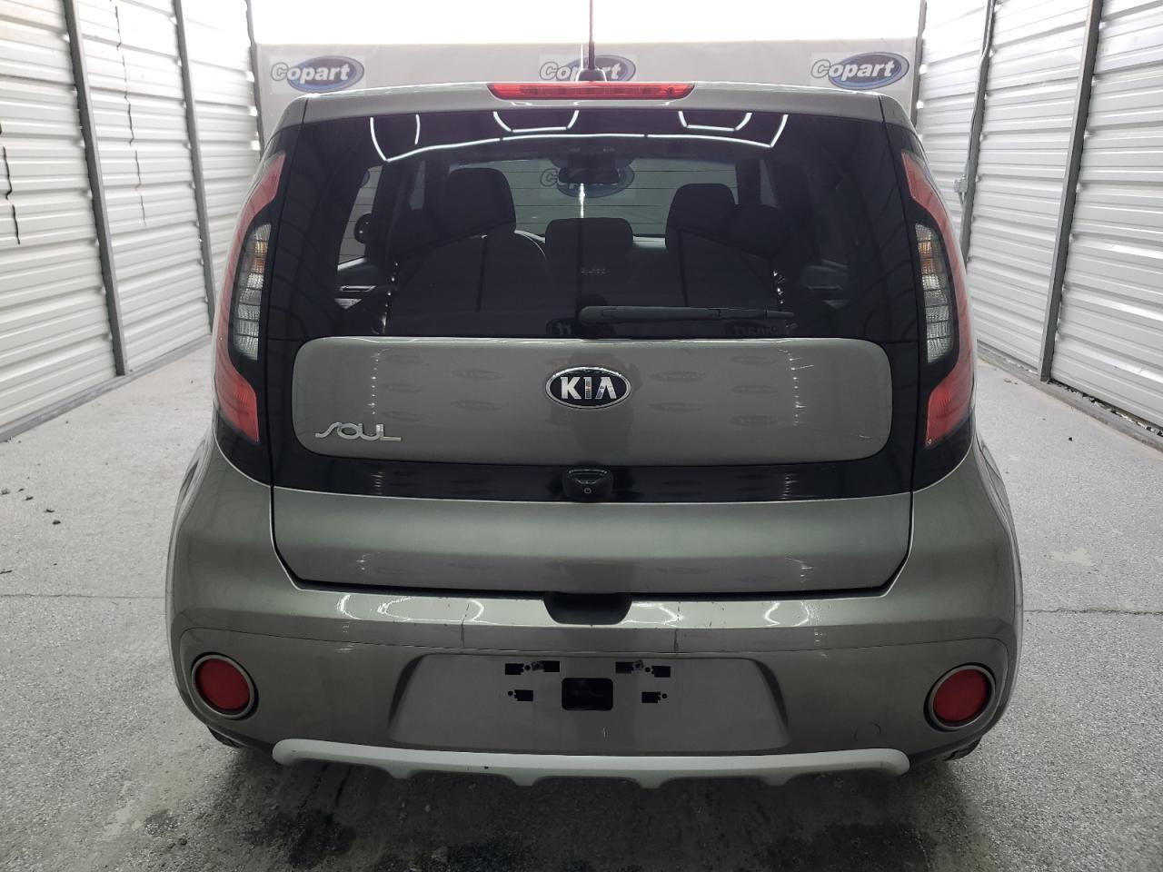 2017 KIA SOUL + - Фото 6
