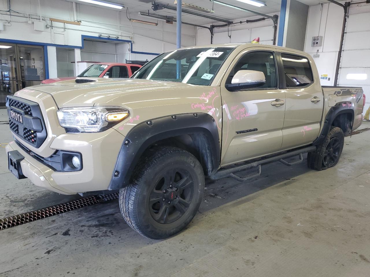 2019 TOYOTA TACOMA DOU