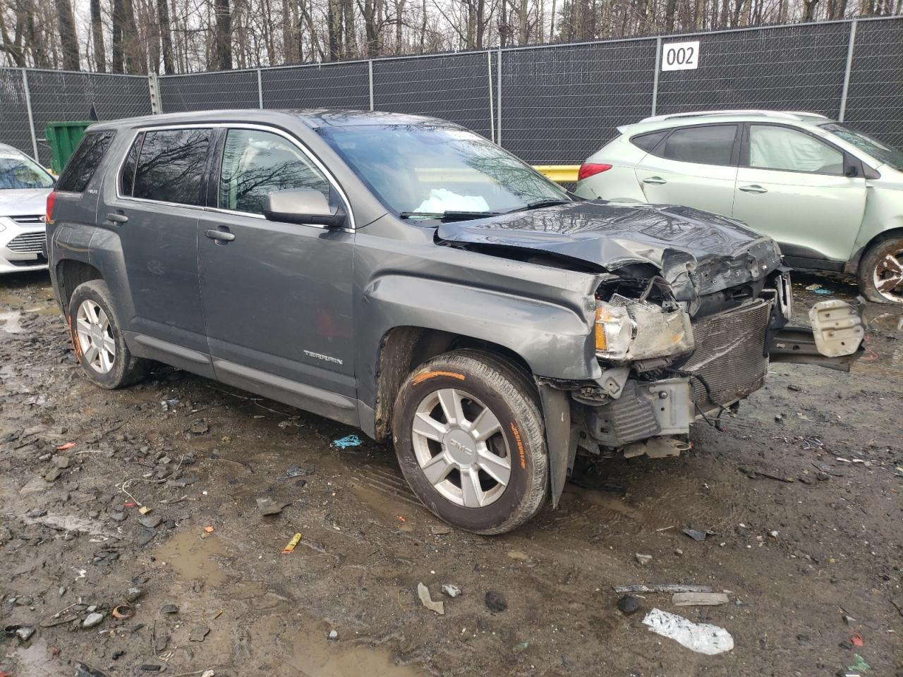 2013 GMC TERRAIN SL - Image 4