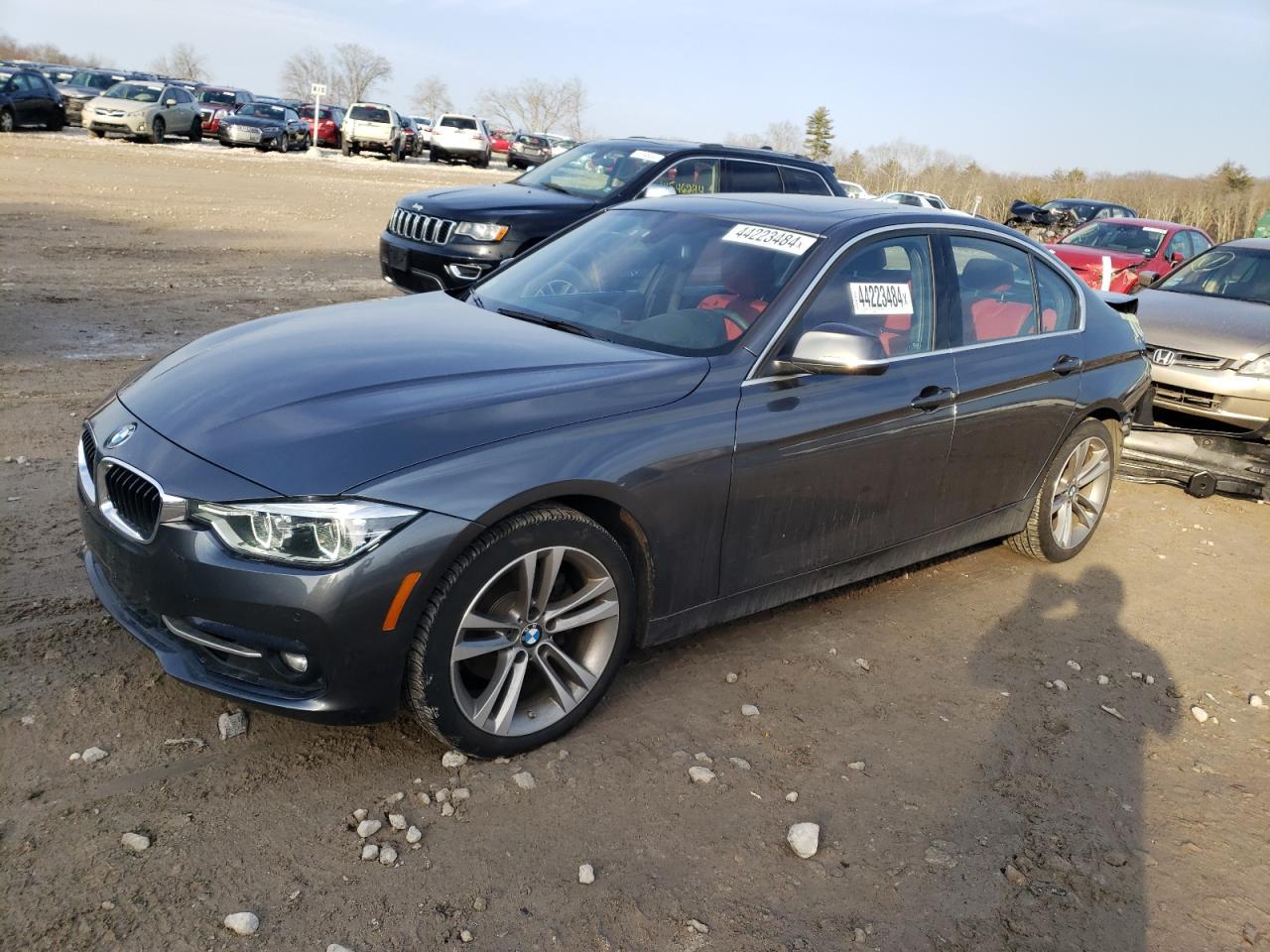 2018 BMW 330 XI car image