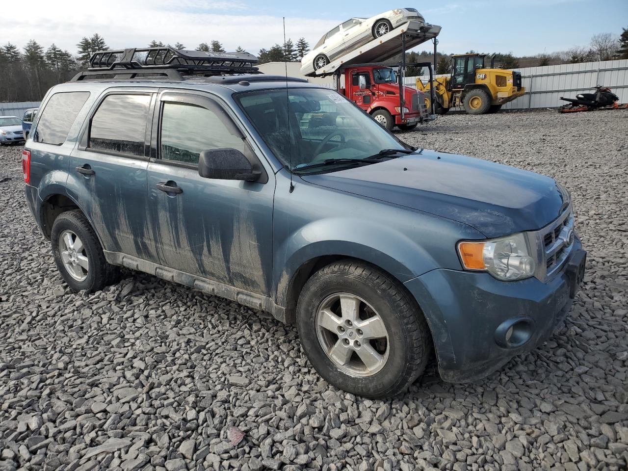 2010 FORD ESCAPE XLT - Image 4