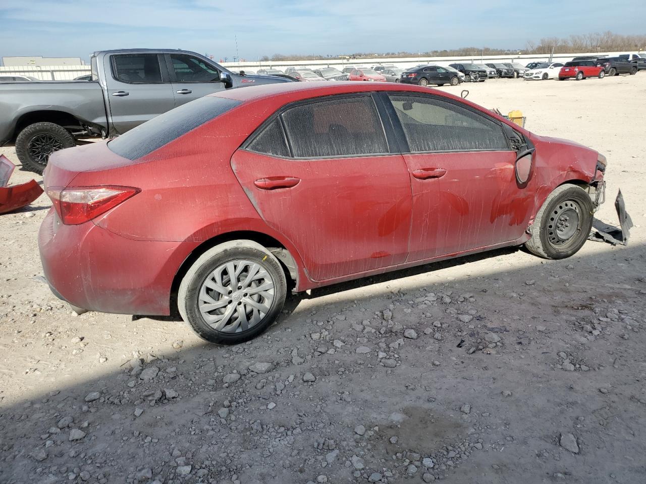 2018 TOYOTA COROLLA L - Image 3