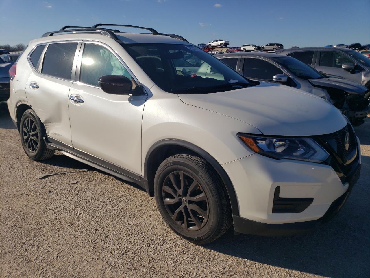 2018 NISSAN ROGUE S - Image 4