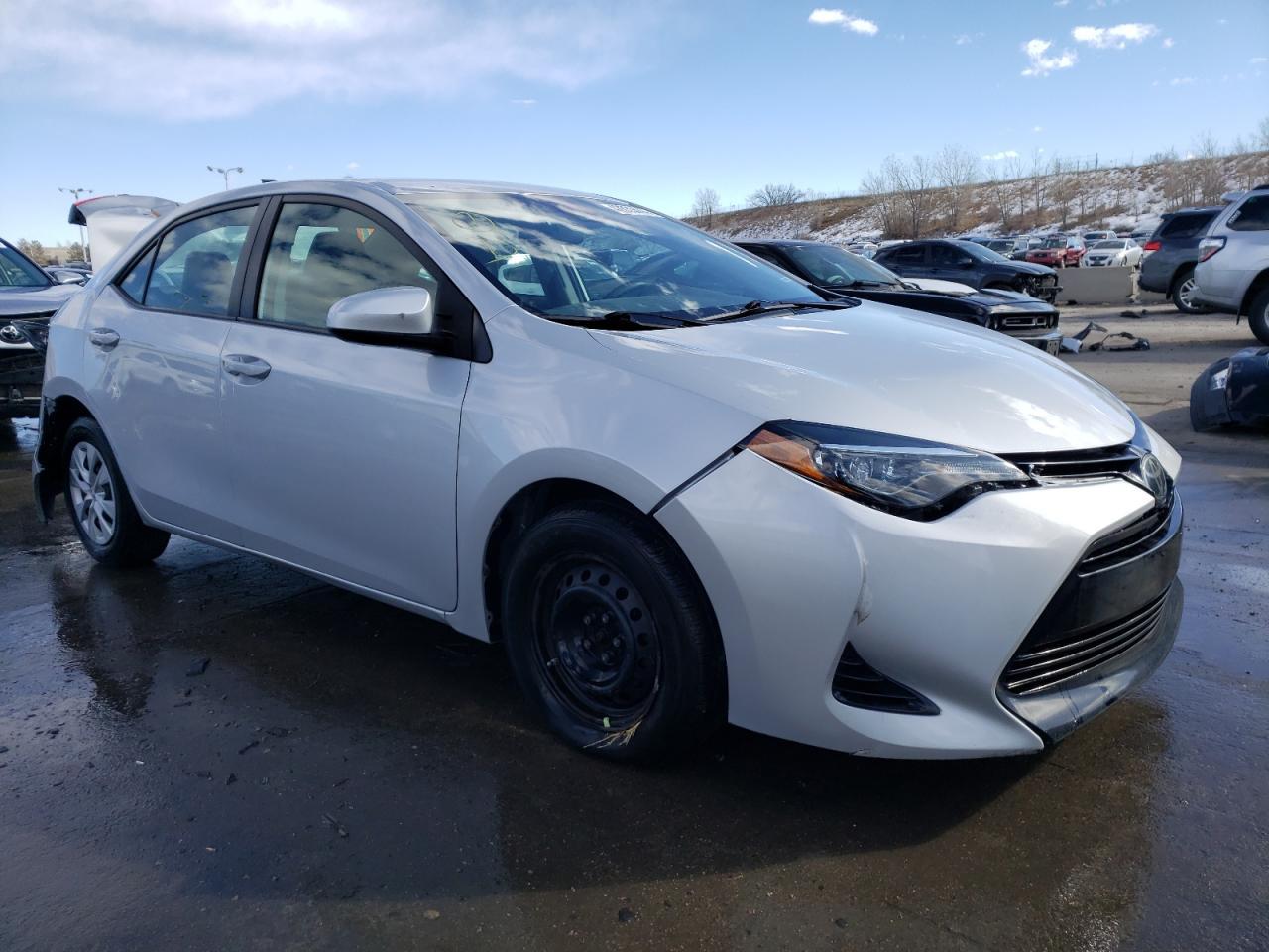 2018 TOYOTA COROLLA L - Image 4