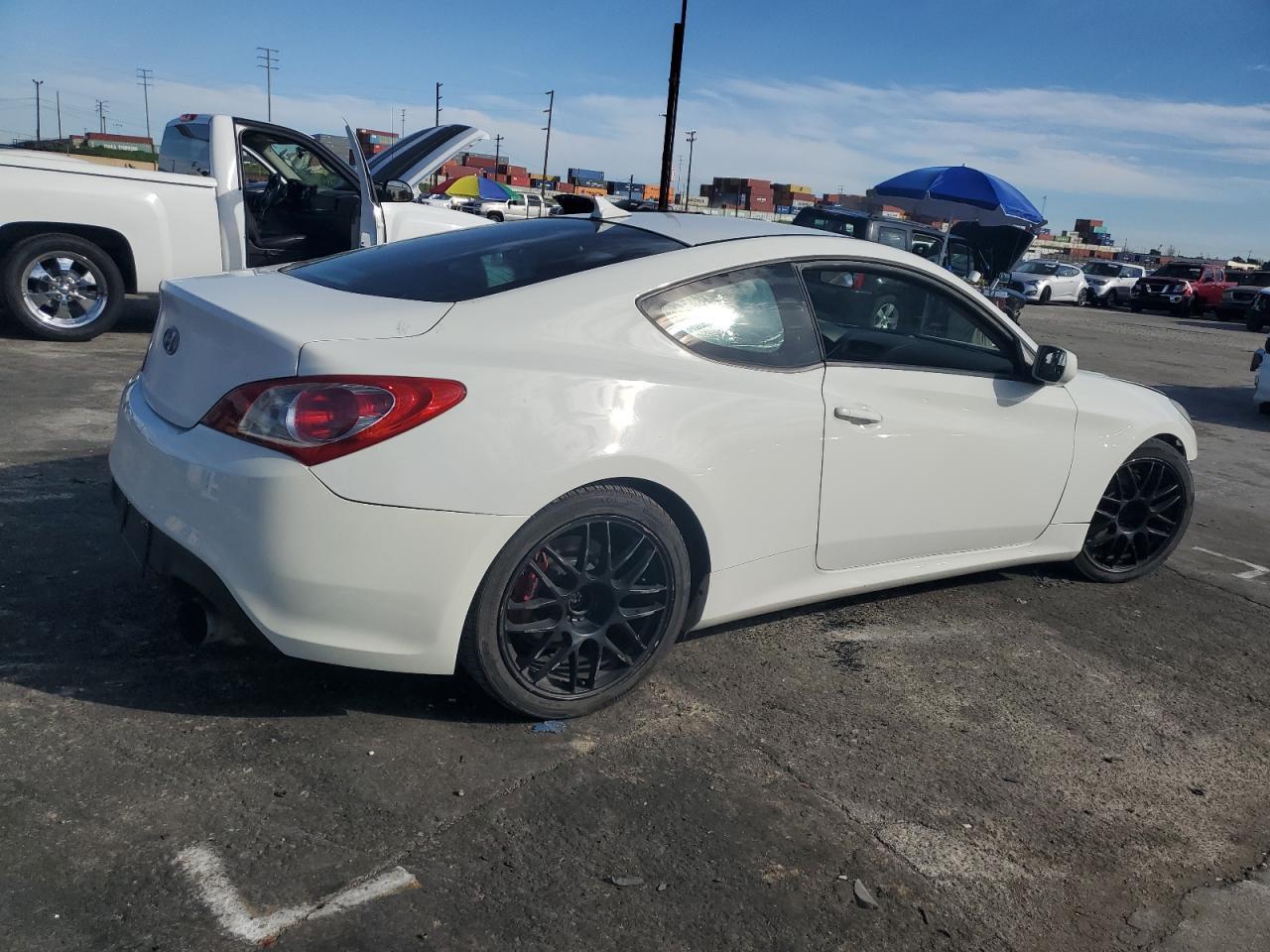 2011 HYUNDAI GENESIS CO - Фото 3