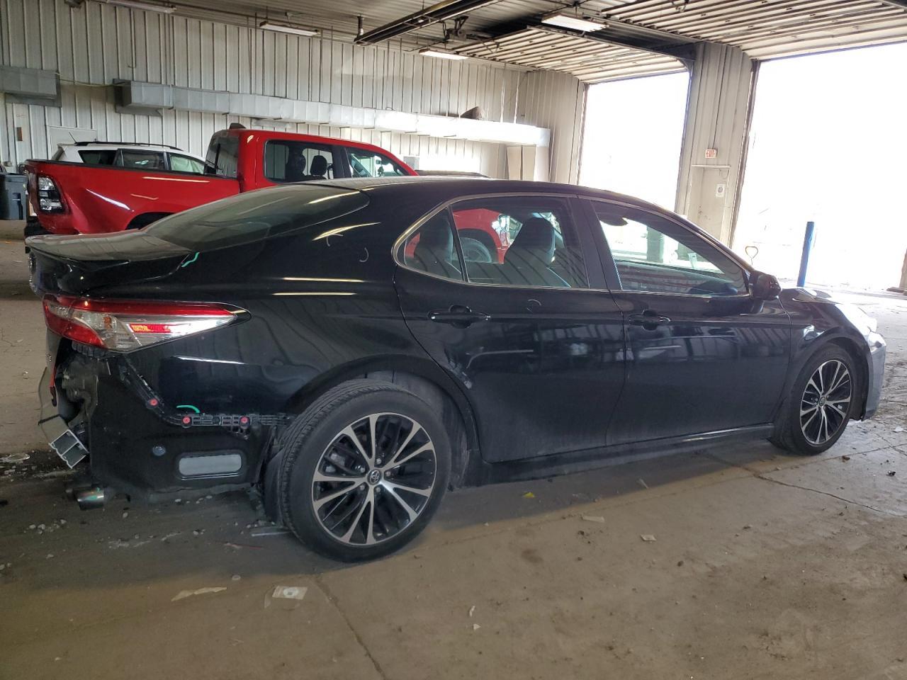 2018 TOYOTA CAMRY L - Image 3