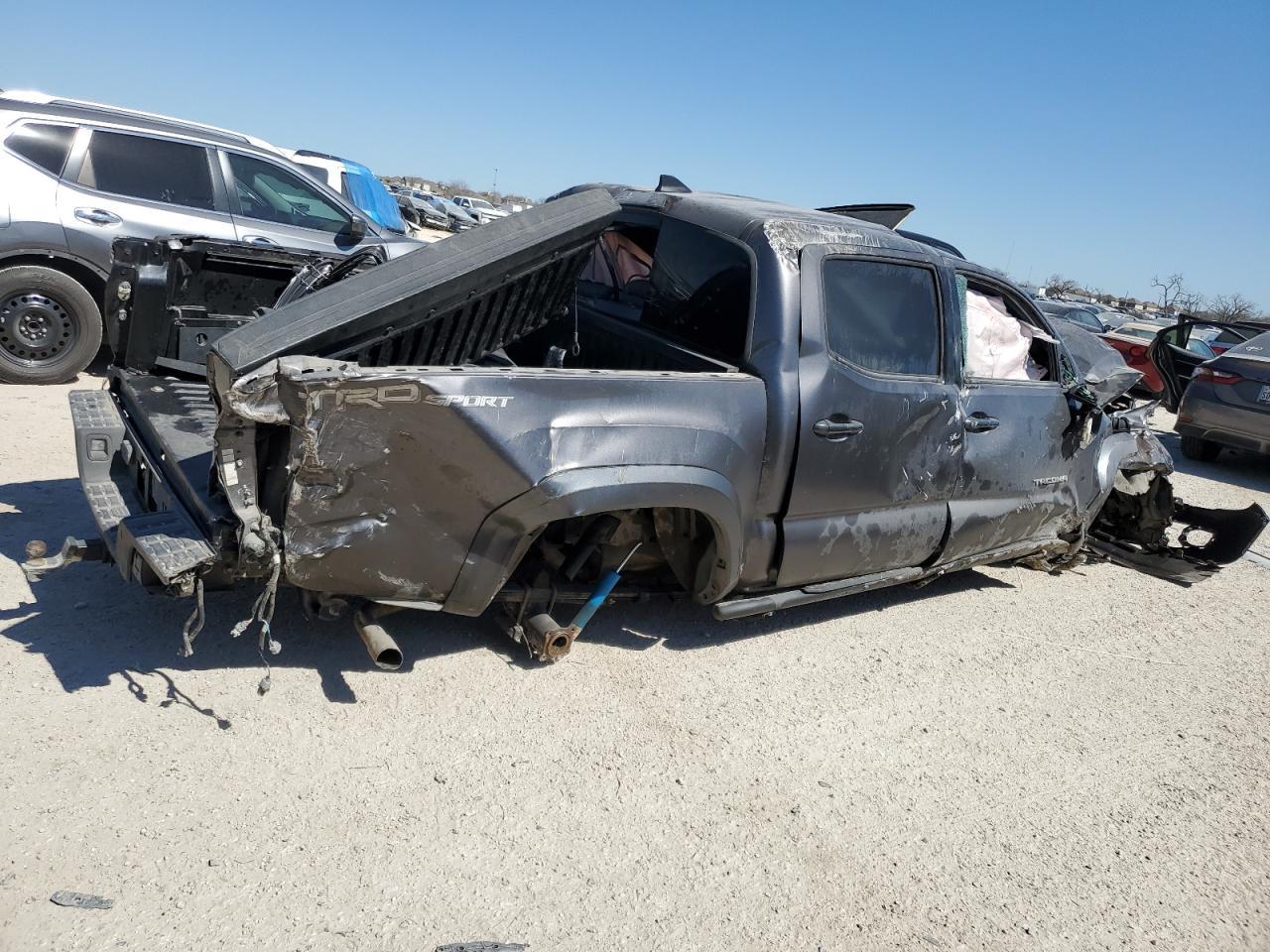 2017 TOYOTA TACOMA DOU - Image 3