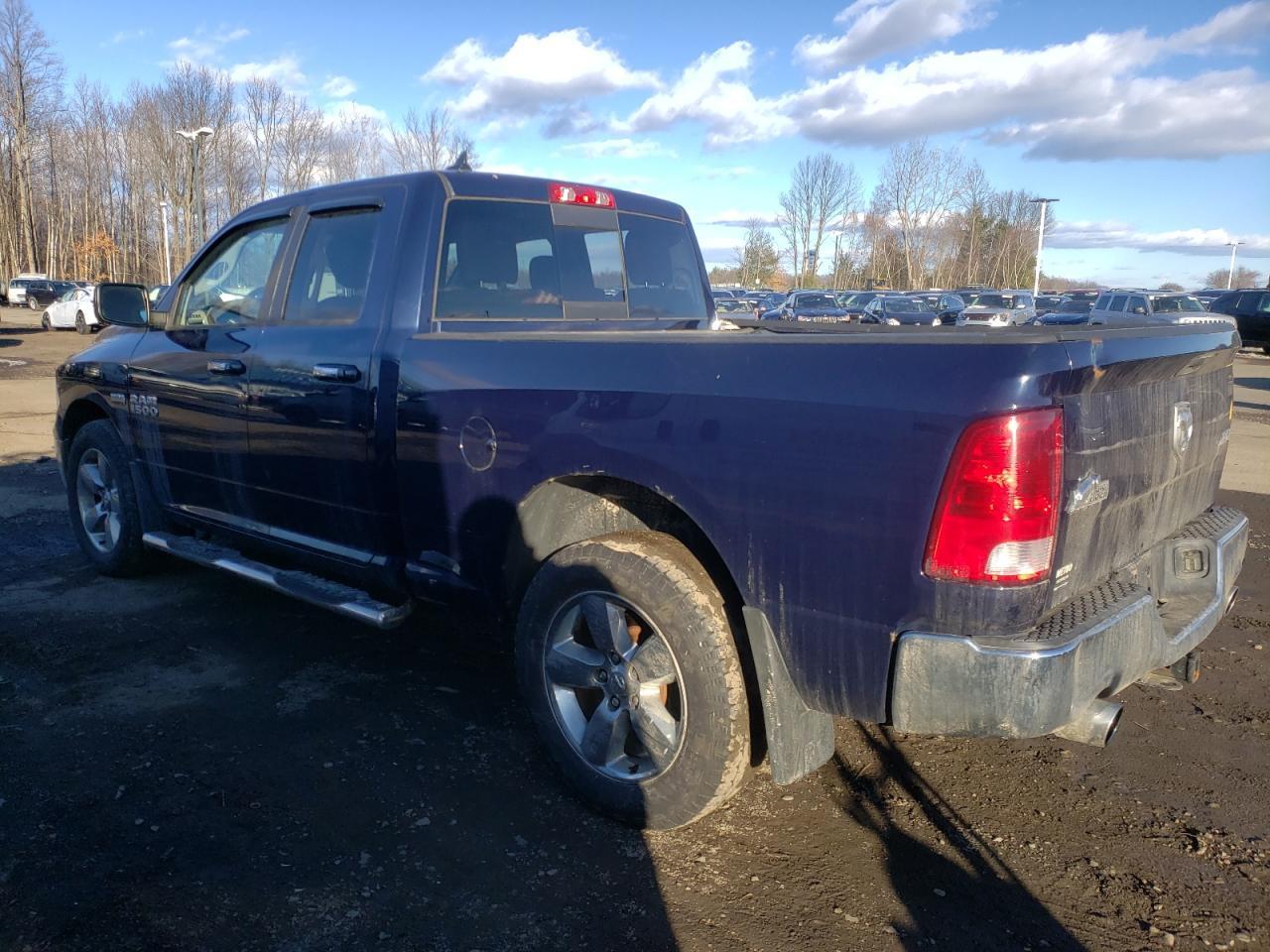 2015 RAM 1500 SLT - Image 2