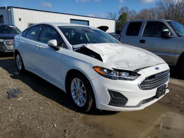 2020 Ford Fusion Se - Фото 4
