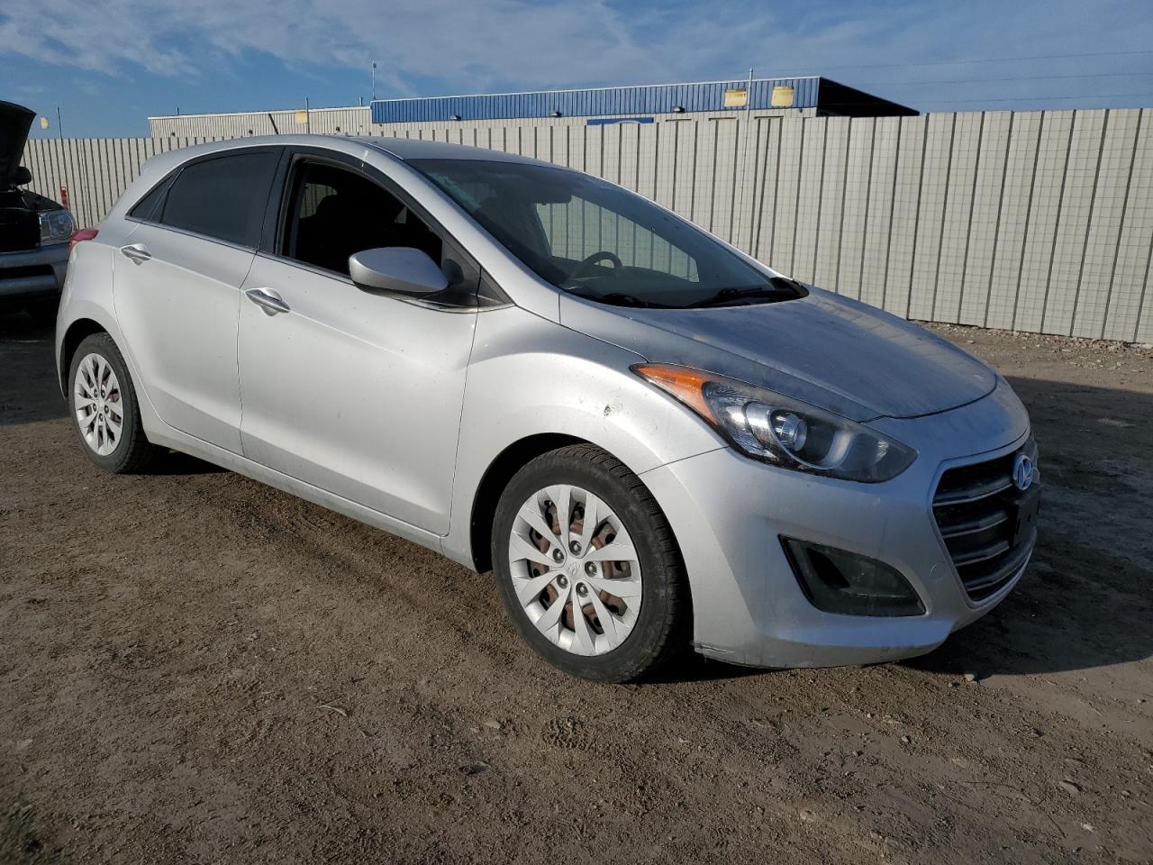 2016 HYUNDAI ELANTRA GT - Image 4