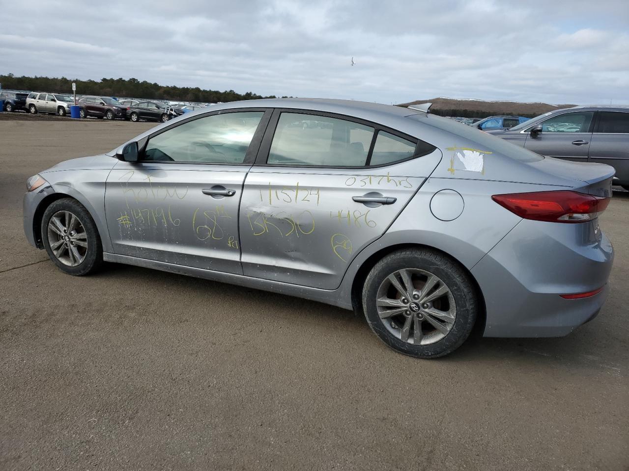 2017 HYUNDAI ELANTRA SE - Image 2