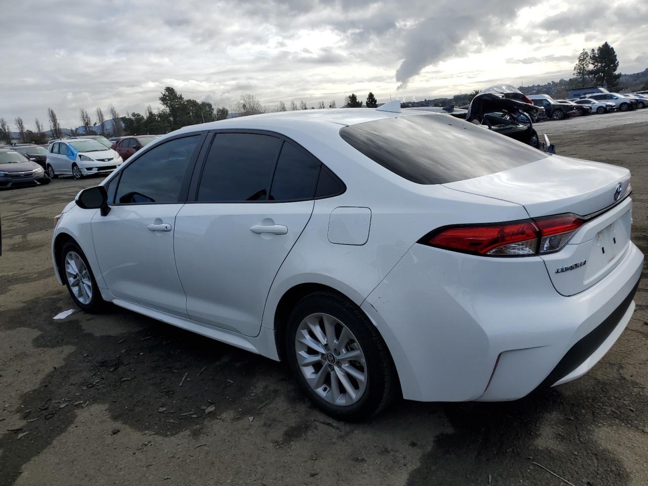 2021 TOYOTA COROLLA LE - Image 2