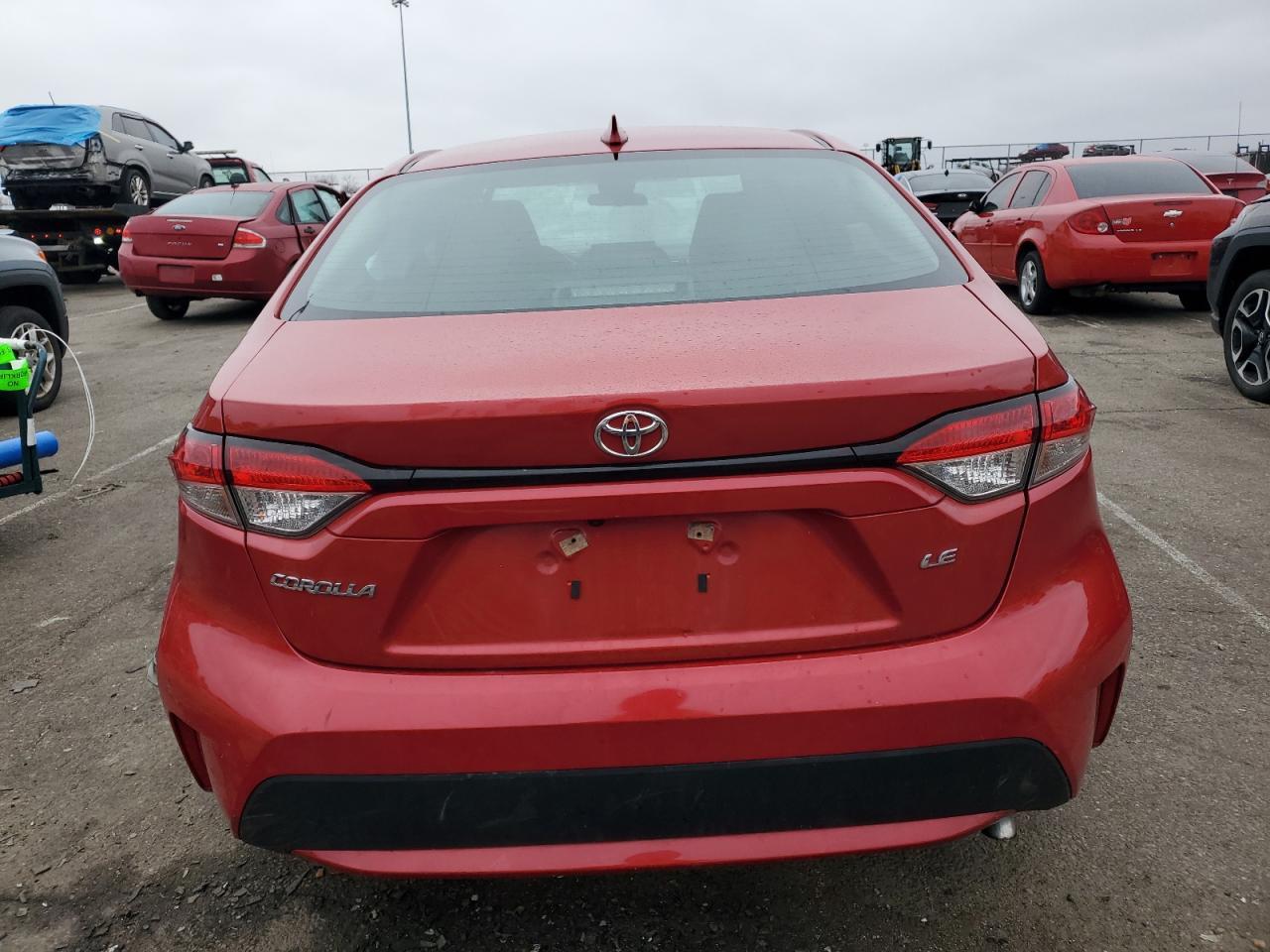2021 TOYOTA COROLLA LE - Фото 6