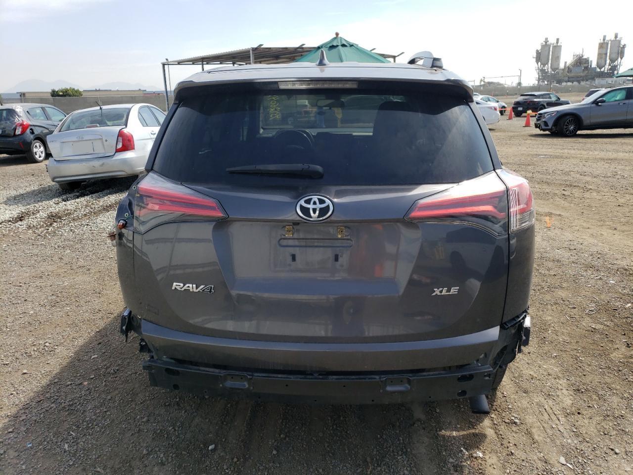 2018 TOYOTA RAV4 ADVEN - Фото 6