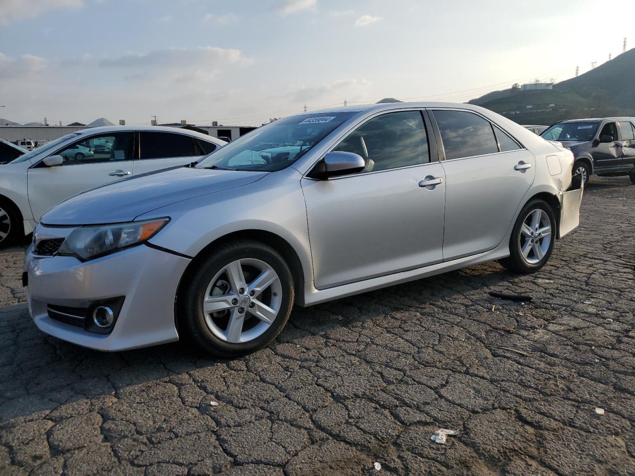 2014 TOYOTA CAMRY L