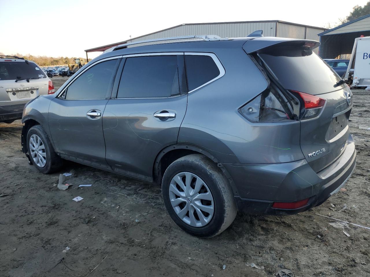 2017 NISSAN ROGUE S - Фото 2