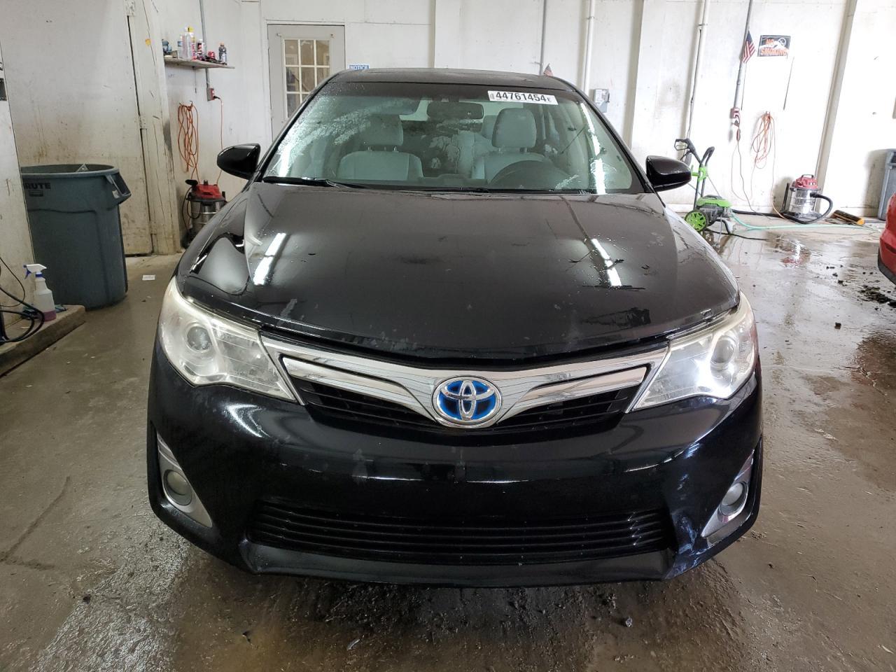 2012 TOYOTA CAMRY HYBR - Фото 5