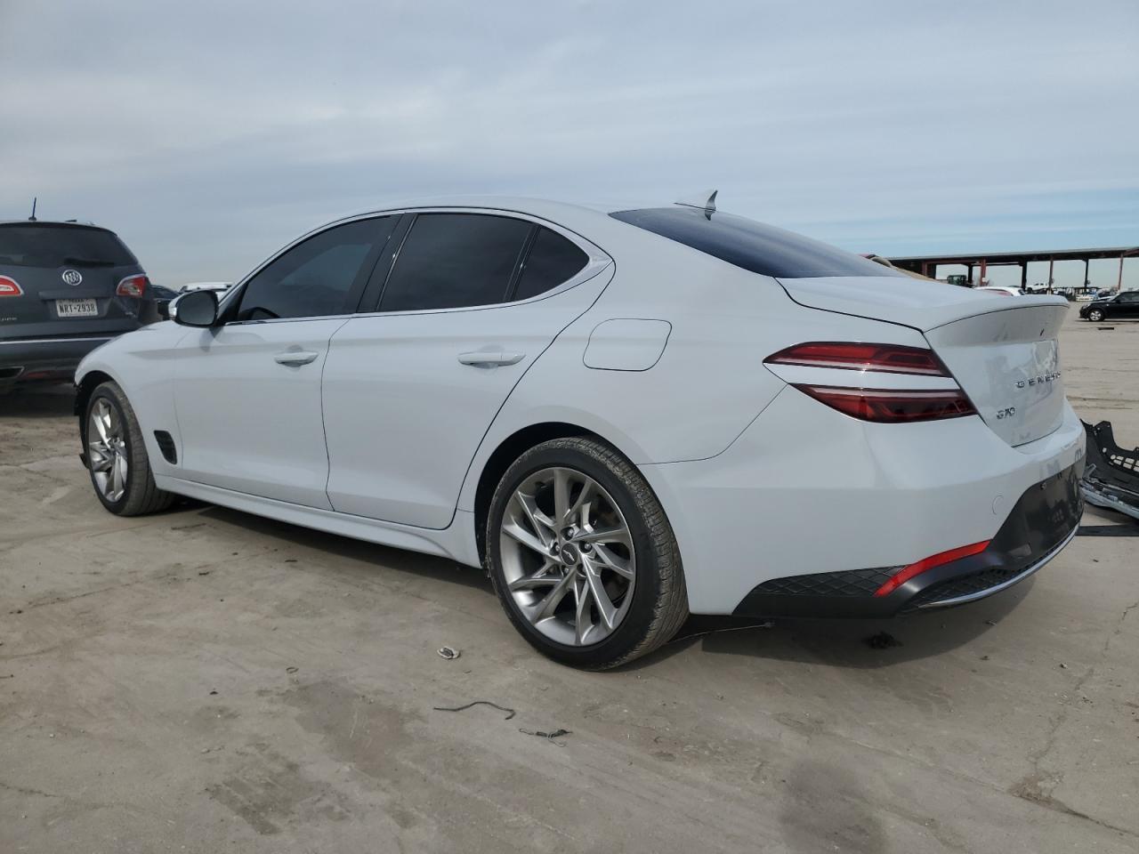 2022 GENESIS G70 BASE - Image 2