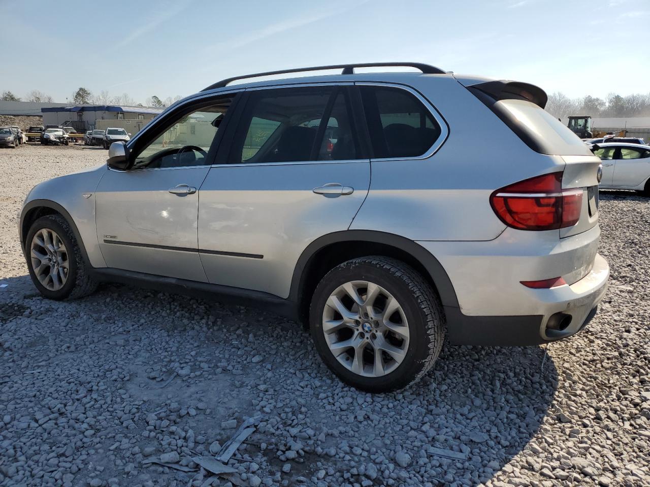 2013 BMW X5 XDRIVE3 - Image 2