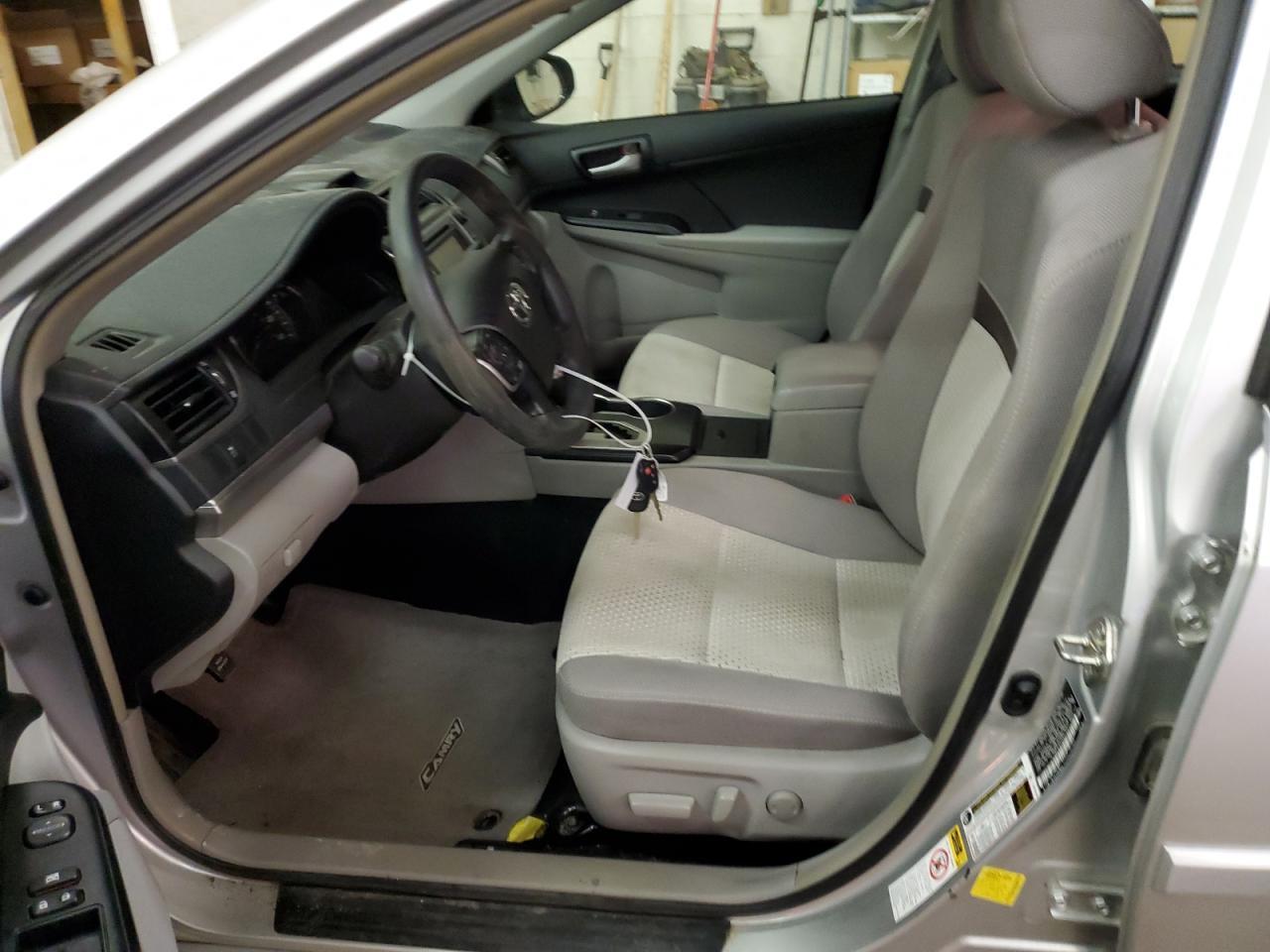 2014 TOYOTA CAMRY L - Image 7