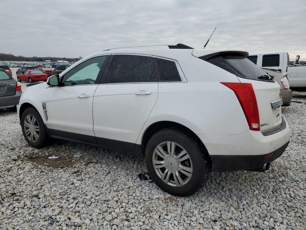 2011 CADILLAC SRX LUXURY - Image 2