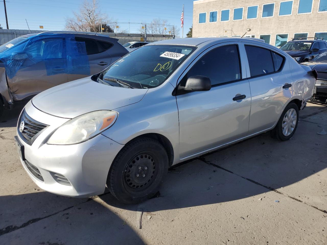 2014 NISSAN VERSA S