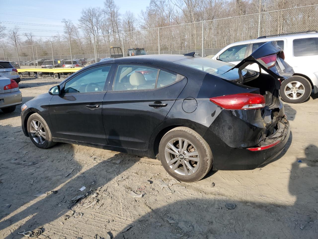2018 HYUNDAI ELANTRA SE - Фото 2