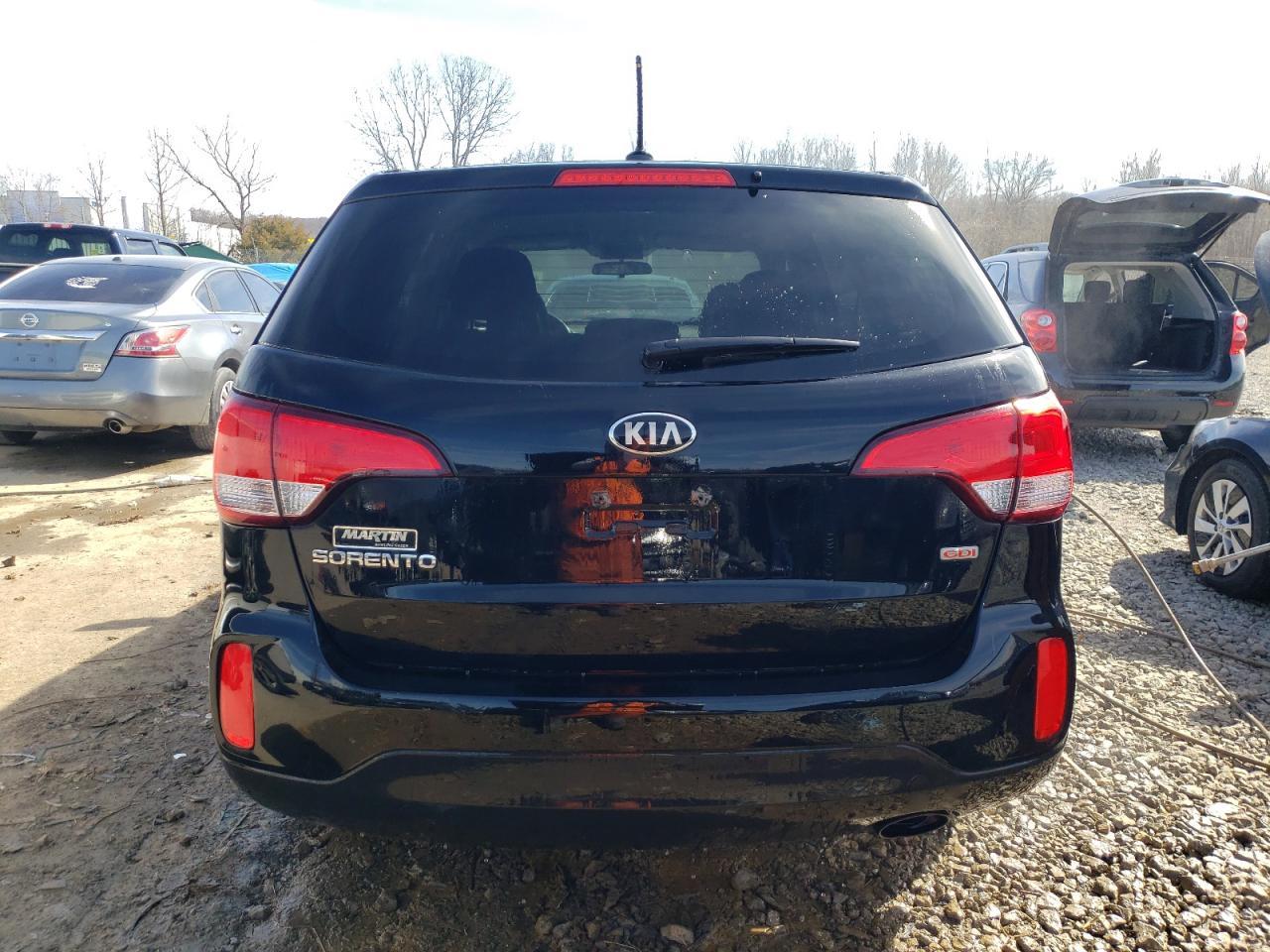 2014 KIA SORENTO LX - Image 6
