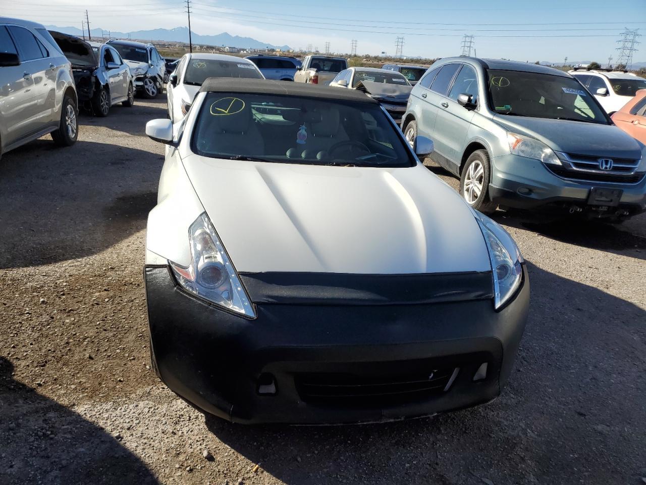 2010 NISSAN 370Z - Фото 5