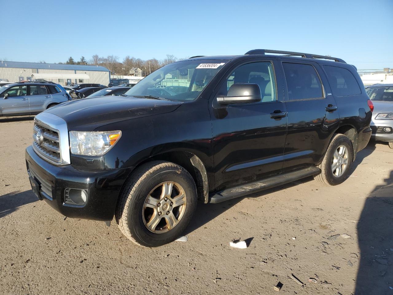 2013 TOYOTA SEQUOIA SR