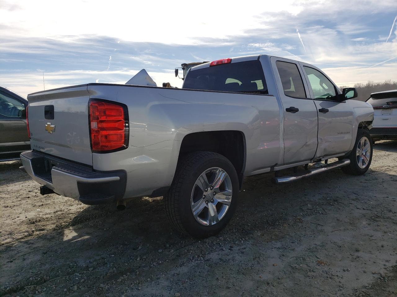2016 CHEVROLET SILVERADO - Image 3
