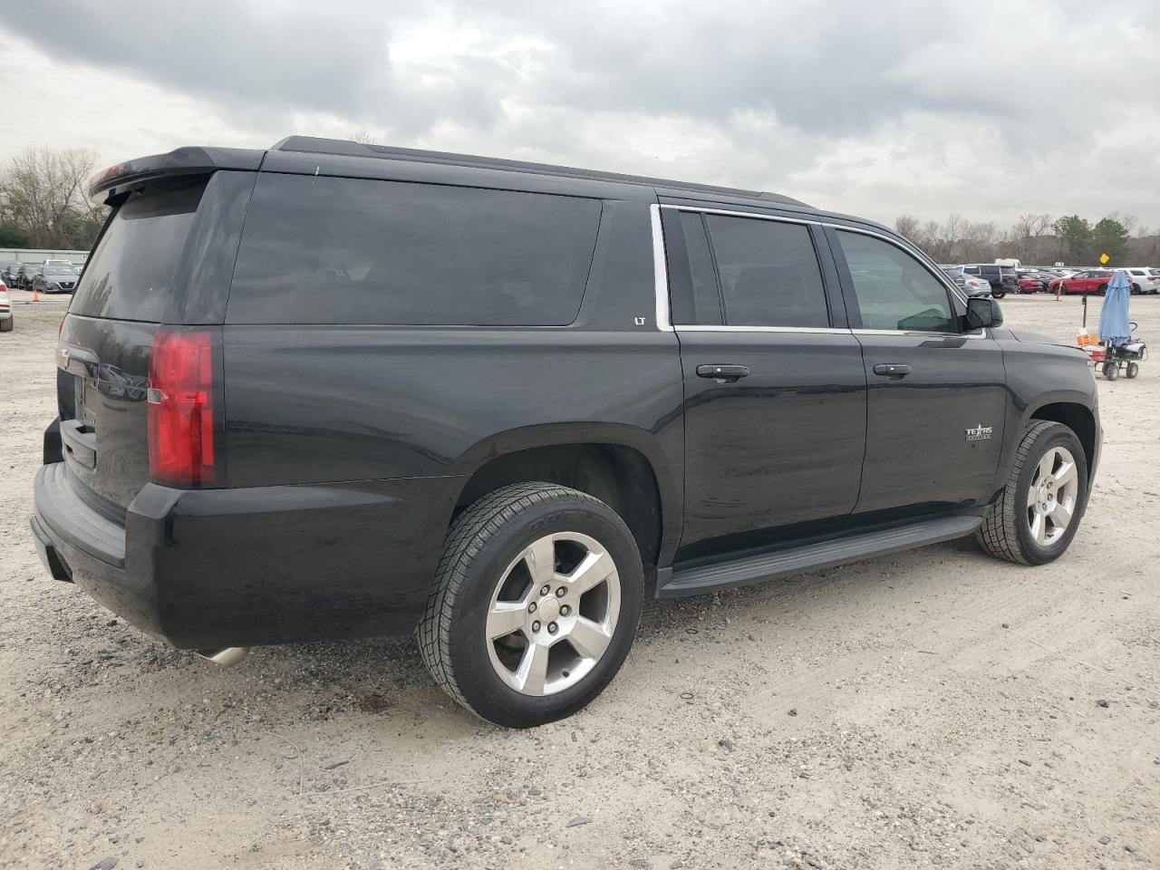 2016 CHEVROLET SUBURBAN C - Image 3