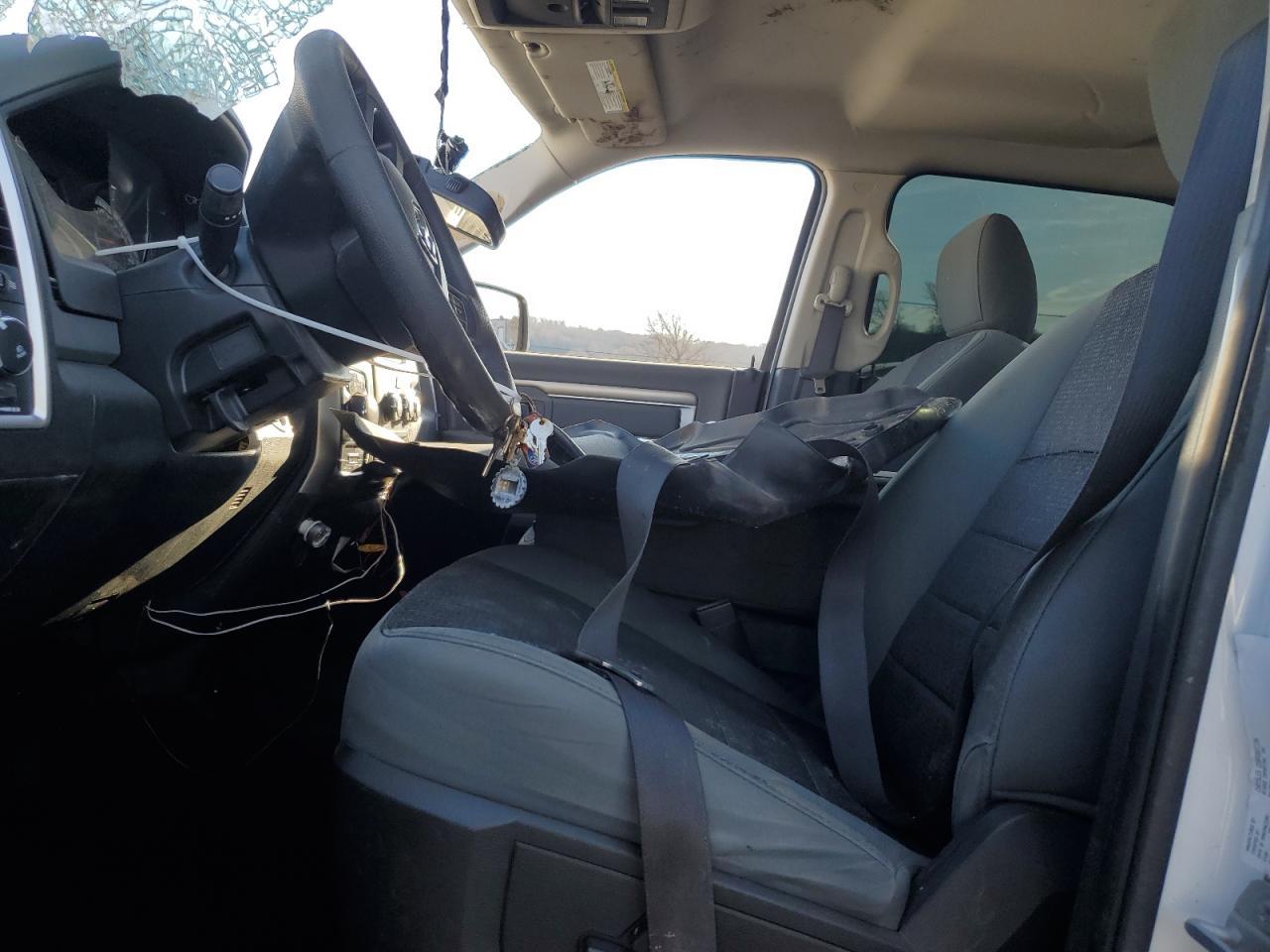 2015 RAM 1500 SLT - Image 7