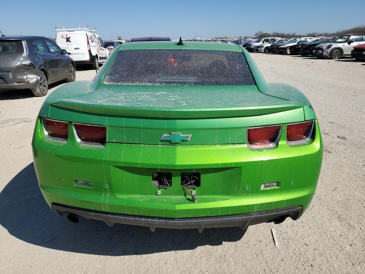 2011 CHEVROLET CAMARO LT - Image 6