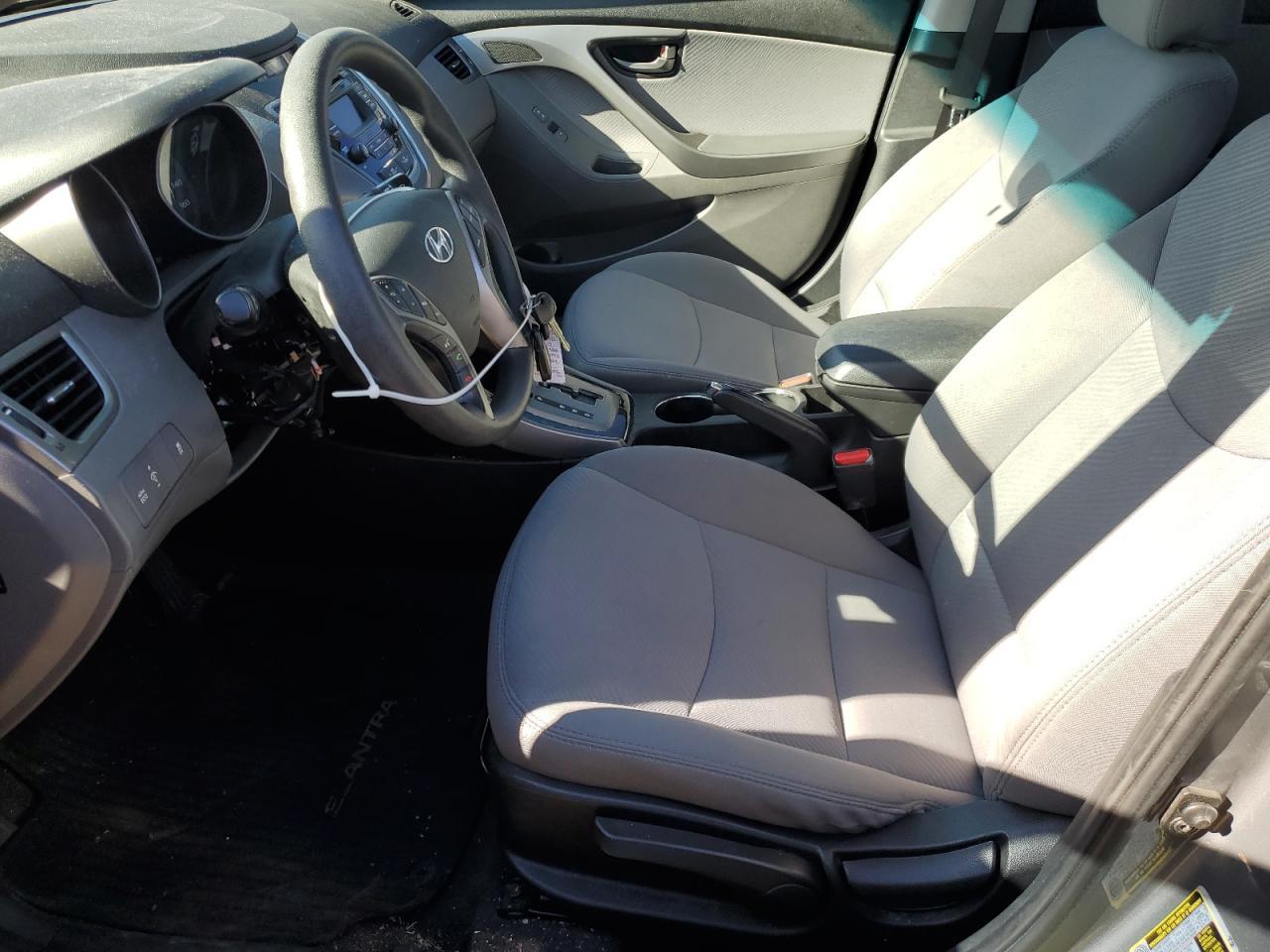 2013 HYUNDAI ELANTRA GL - Image 7
