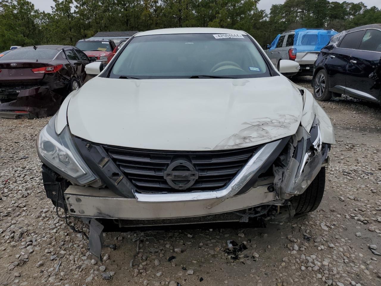 2016 NISSAN ALTIMA 2.5 - Фото 5