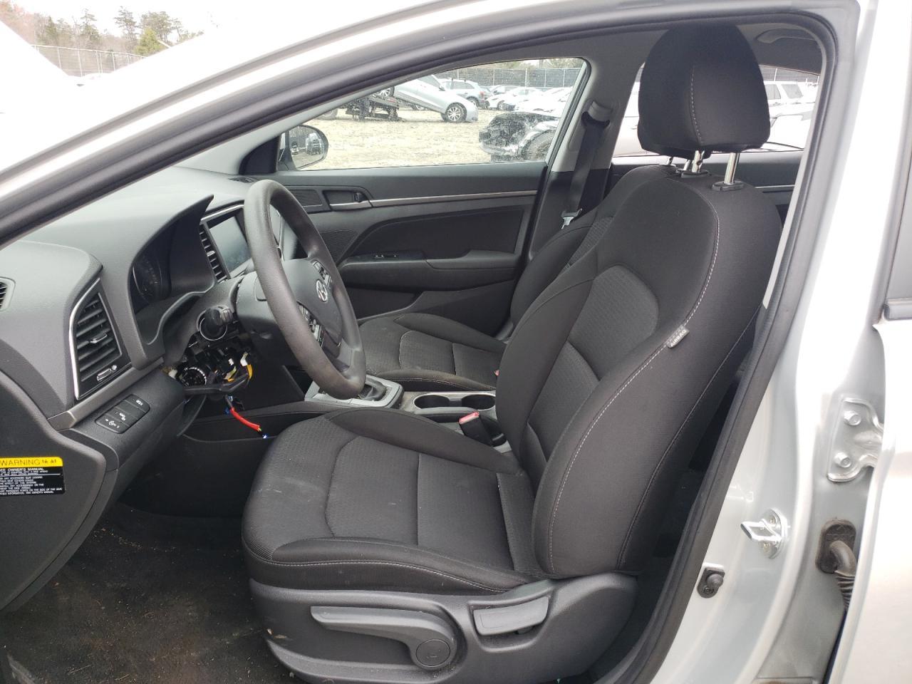 2018 HYUNDAI ELANTRA SE - Image 7