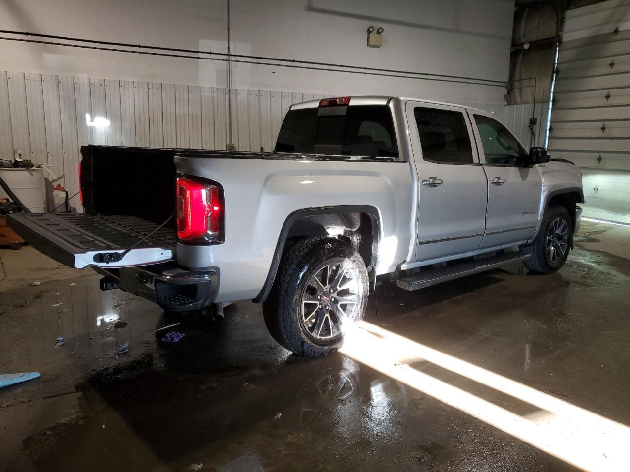 2018 GMC SIERRA K15 - Image 3